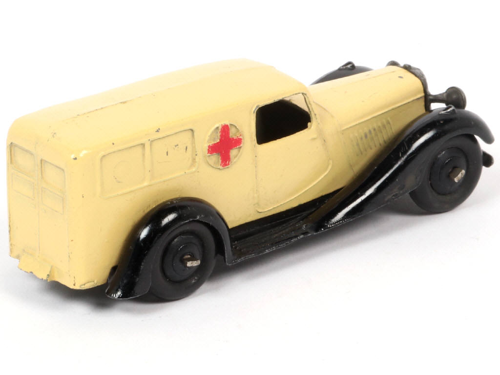 Lot 245 - DINKY TOYS (GB) (1)