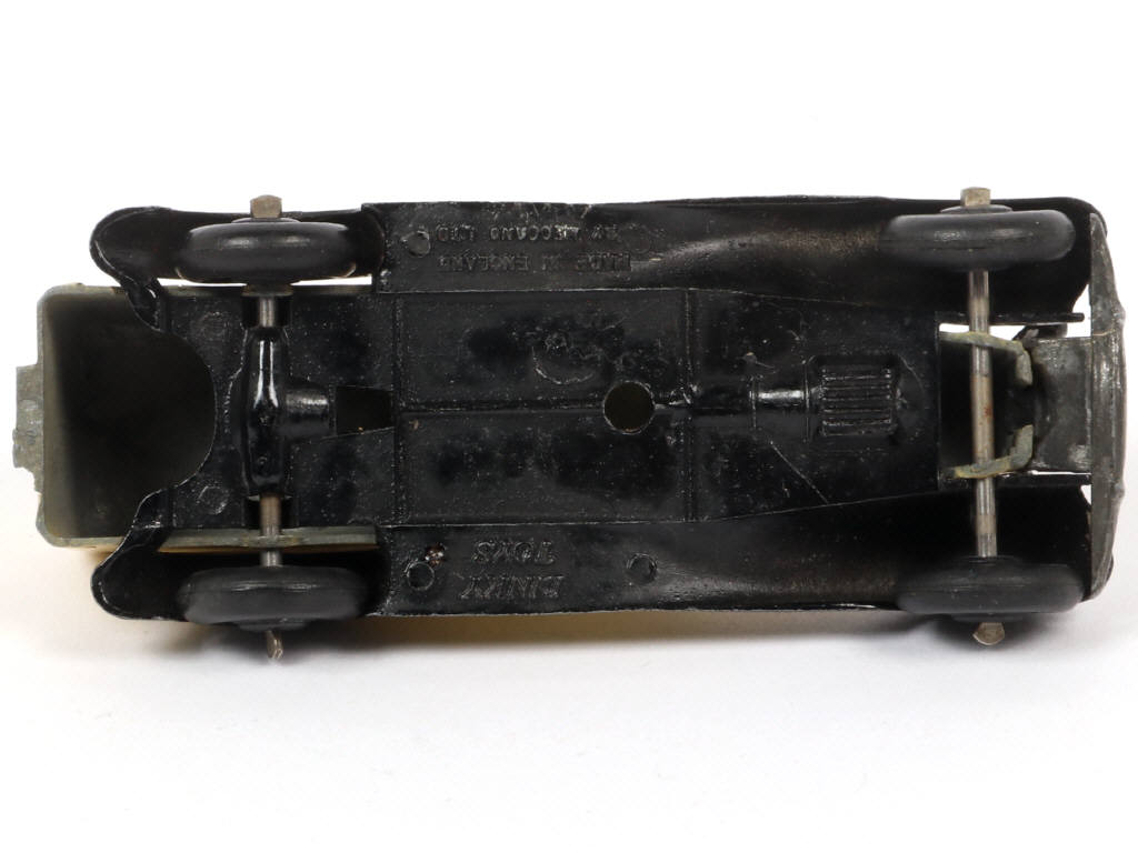 Lot 245 - DINKY TOYS (GB) (1)