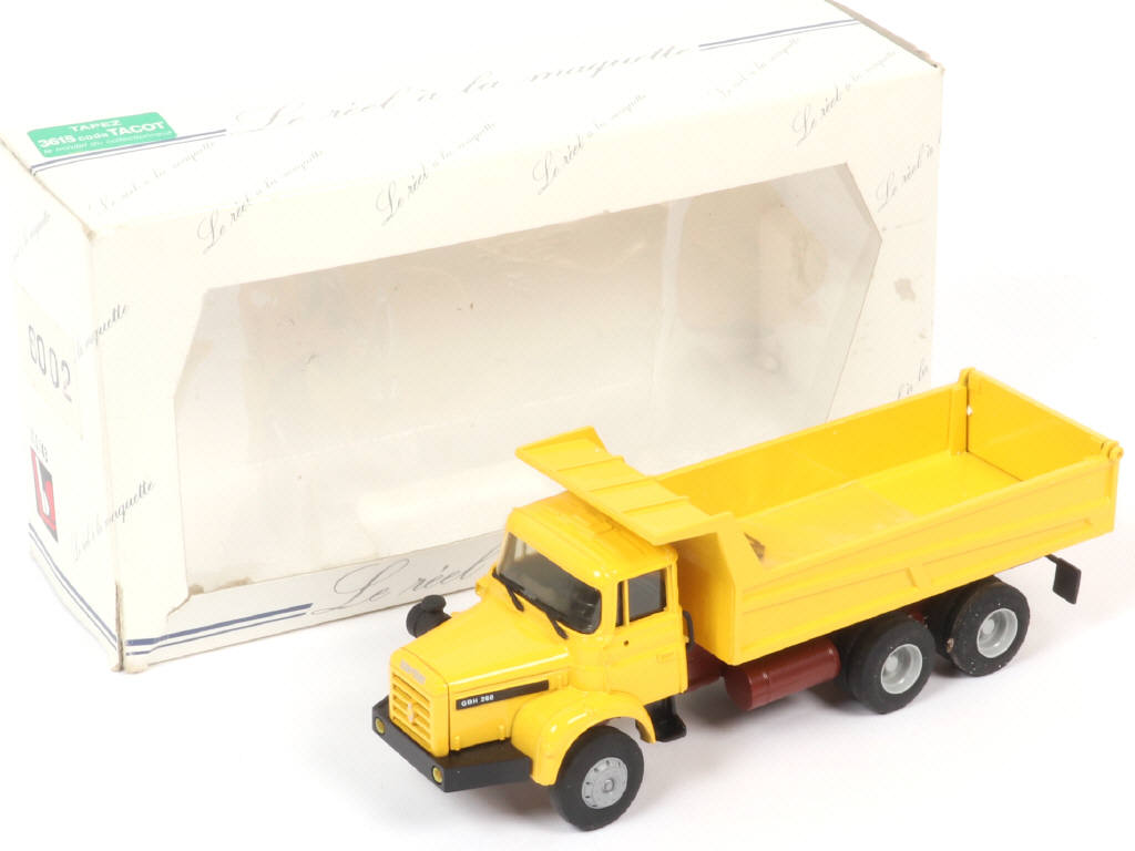 Lot 242 - LBS (FRANCE) (1)