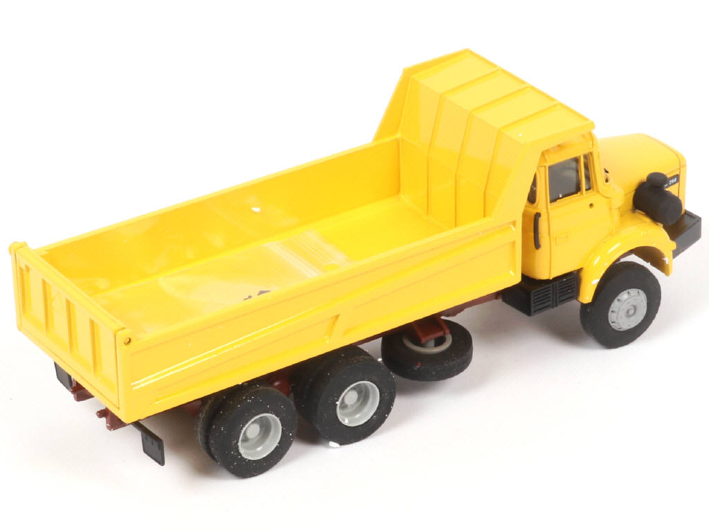 Lot 242 - LBS (FRANCE) (1)