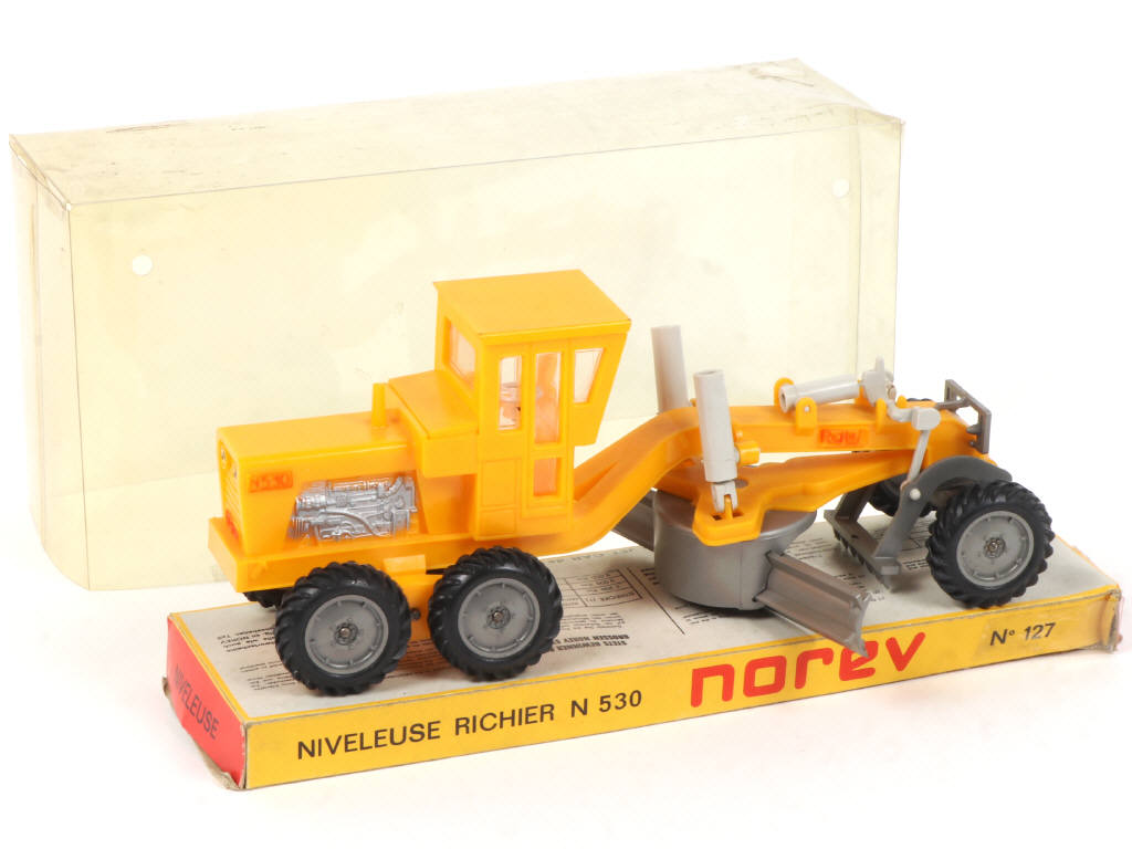 Lot 233 - NOREV (FRANCE) (1)