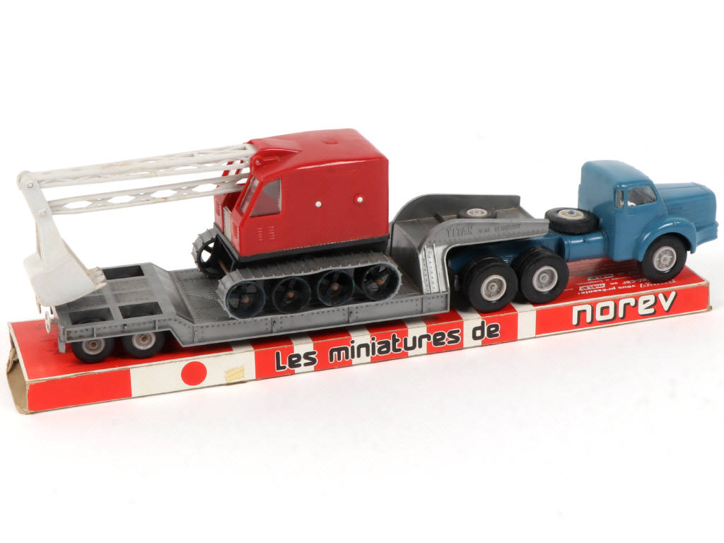 Lot 230 - NOREV (FRANCE) (1)