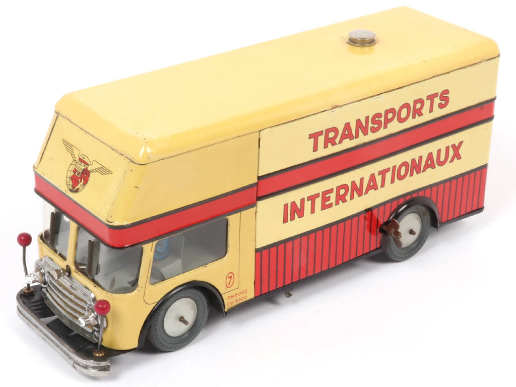 Lot 93 - JOUSTRA (FRANCE) (1)