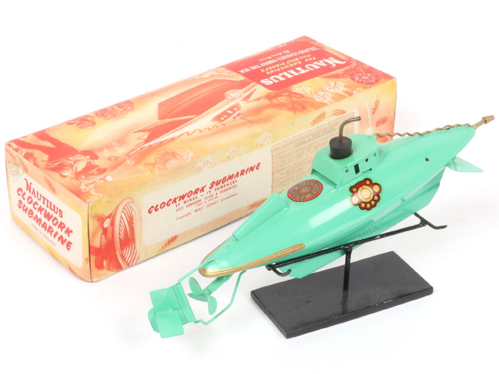 Lot 35 - SUTCLIFFE MODEL (GB) (1)