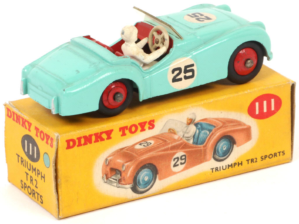 Lot 259 - DINKY TOYS (GB) (1)
