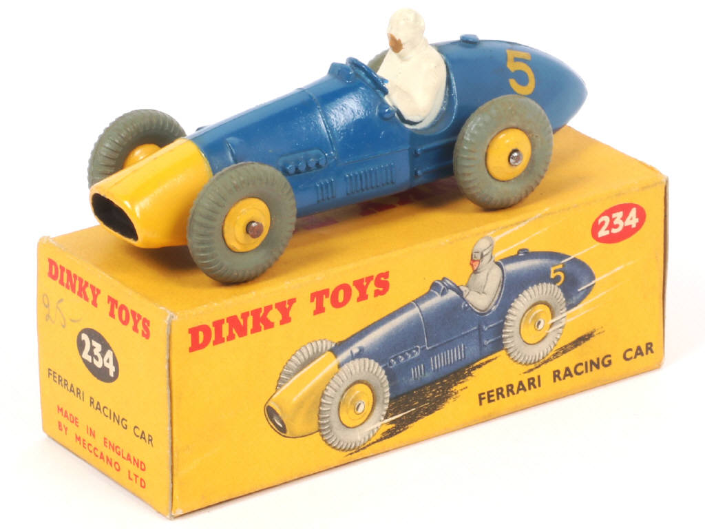 Lot 256 - DINKY TOYS (GB) (1)