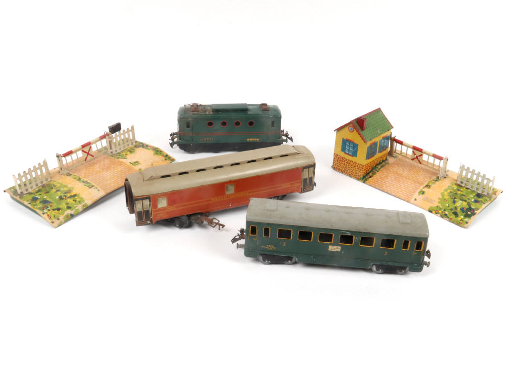Lot 22 - DIVERS 'Ecartement O' (5)