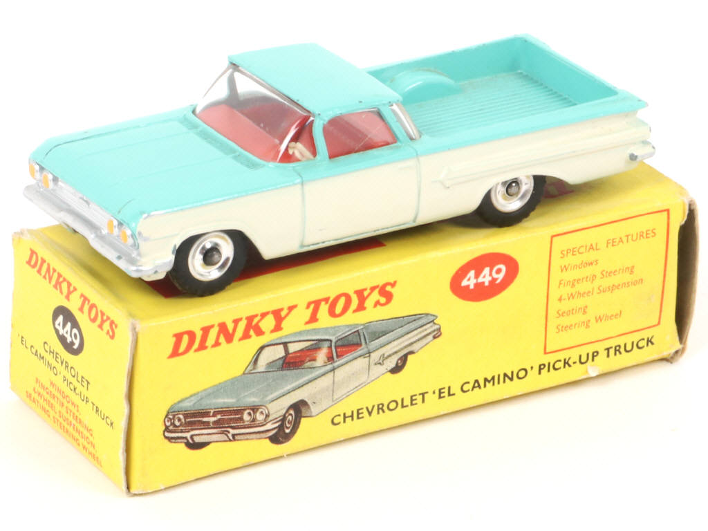 Lot 121 - DINKY TOYS (GB) (1)