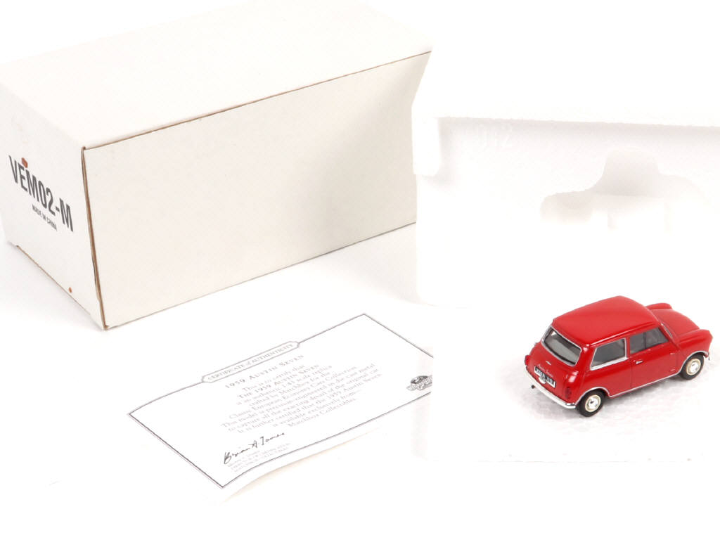 Lot 127 - DINKY MATCHBOX (1)
