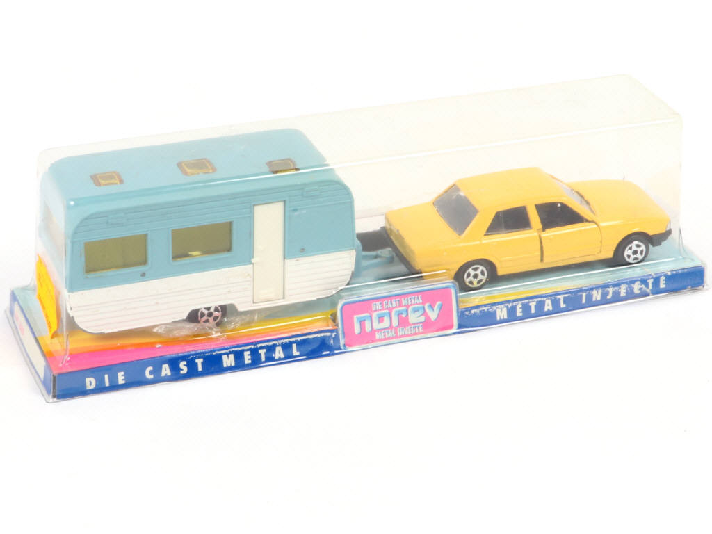 Lot 209 - NOREV - JET CAR (FRANCE) (1)