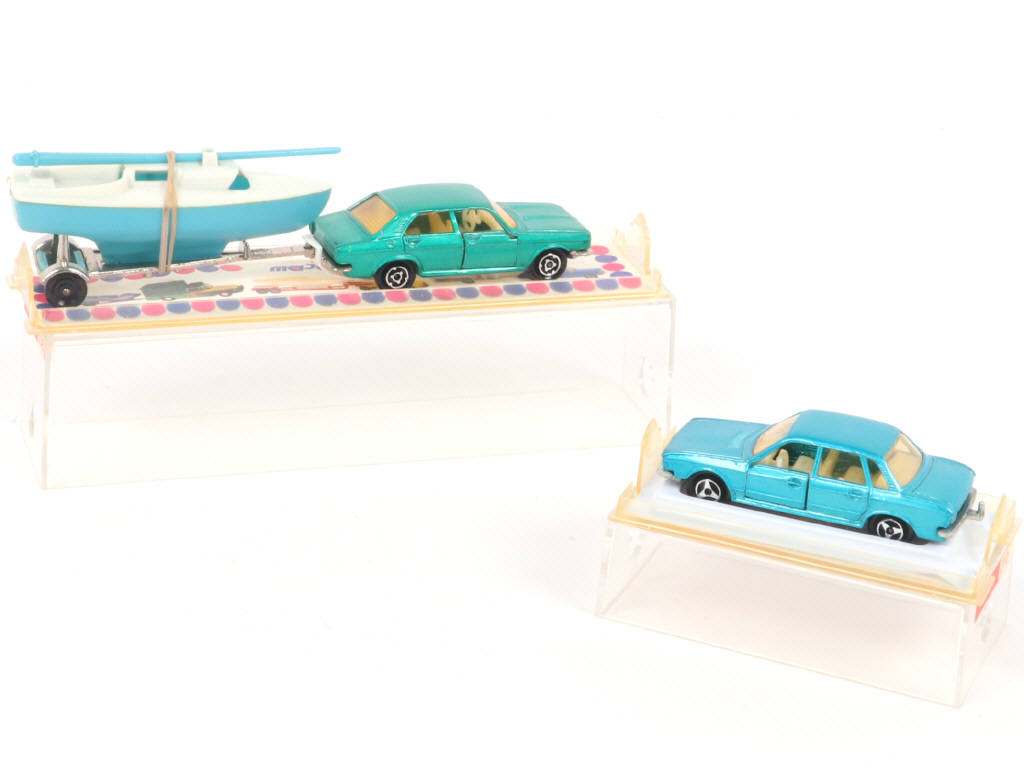 Lot 161 - MAJORETTE (FRANCE) (2)