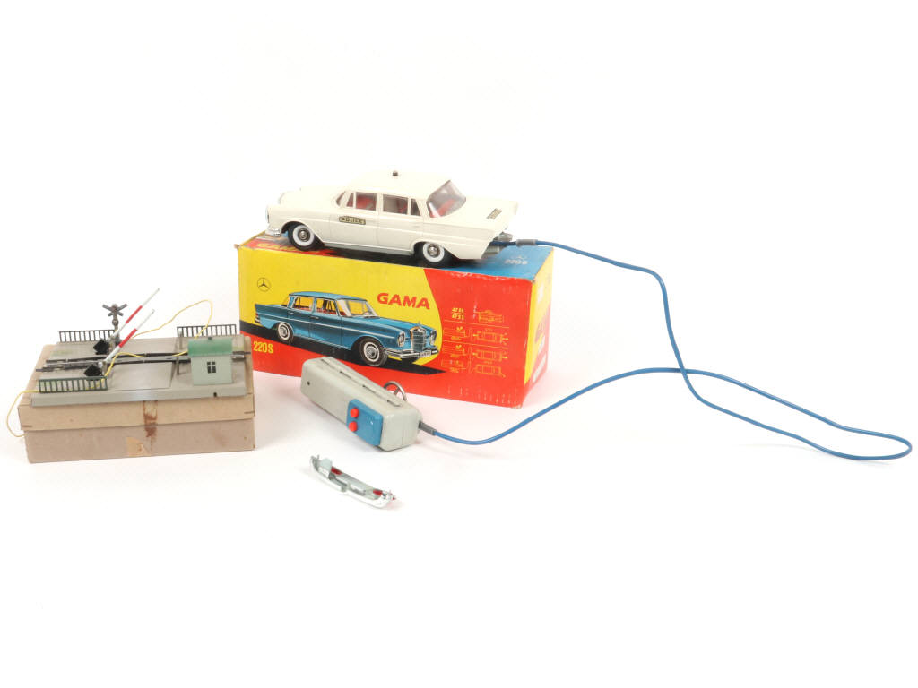 Lot 75 - GAMA (ALLEMAGNE) (2)