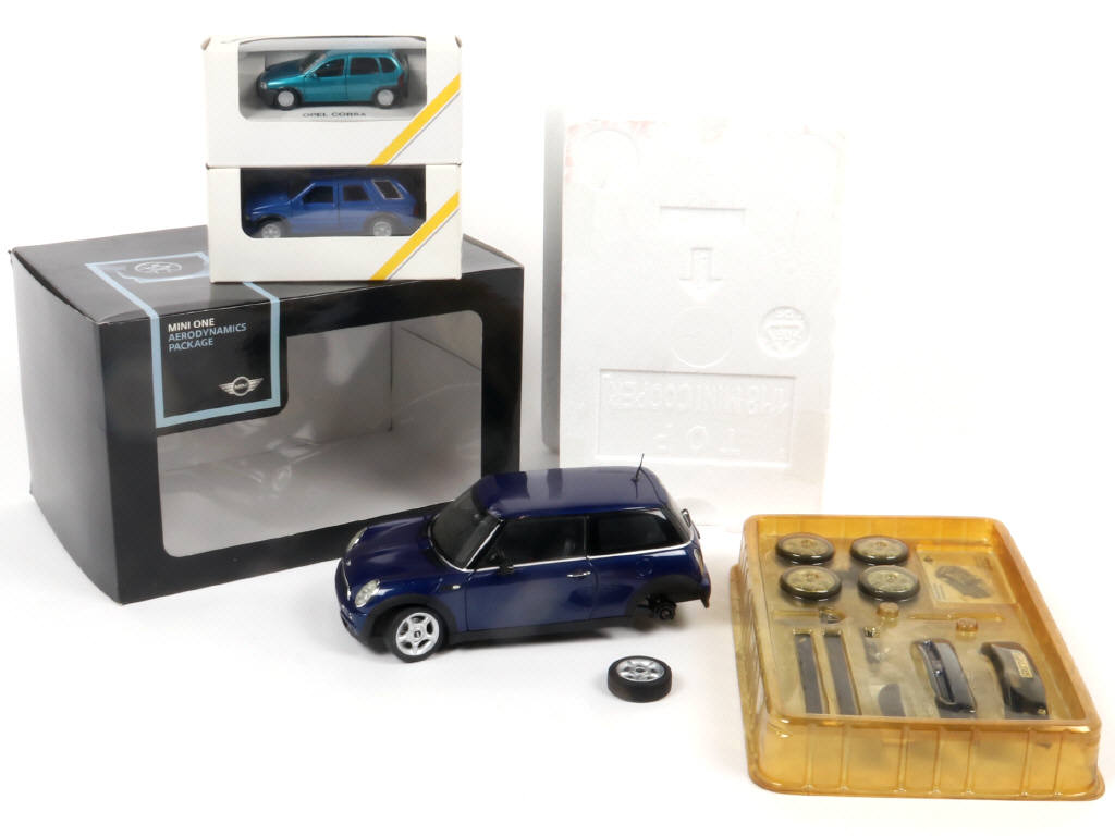 Lot 74 - KYOSHO (JAPON) (3)