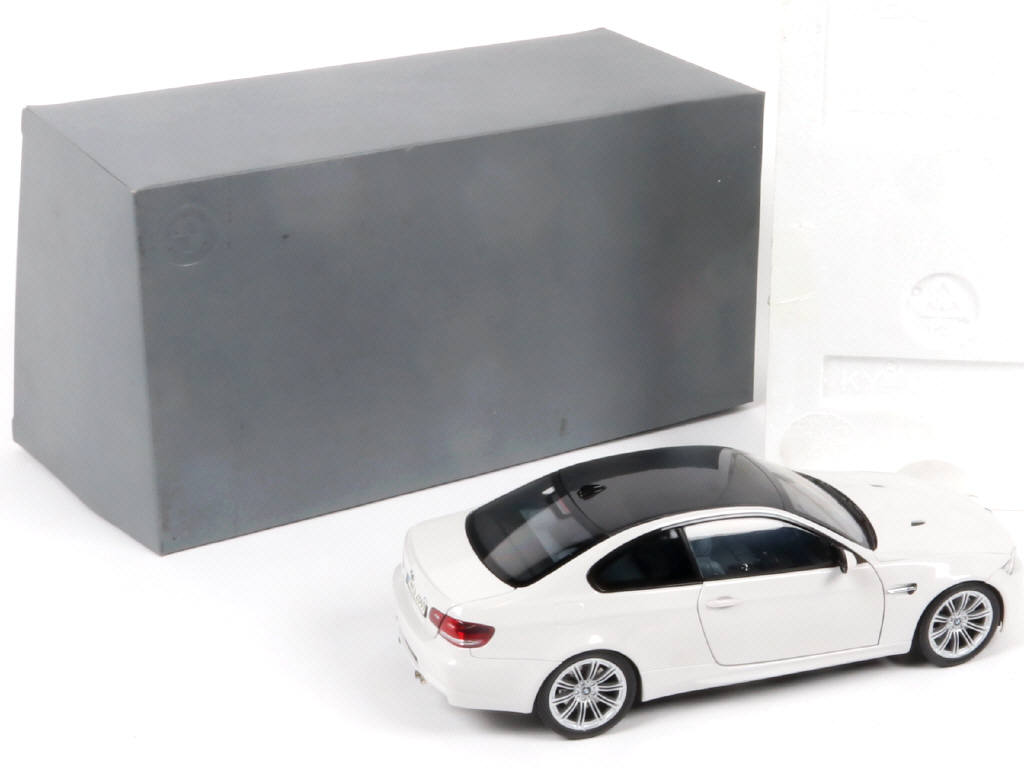 Lot 71 - KYOSHO (JAPON) (1)