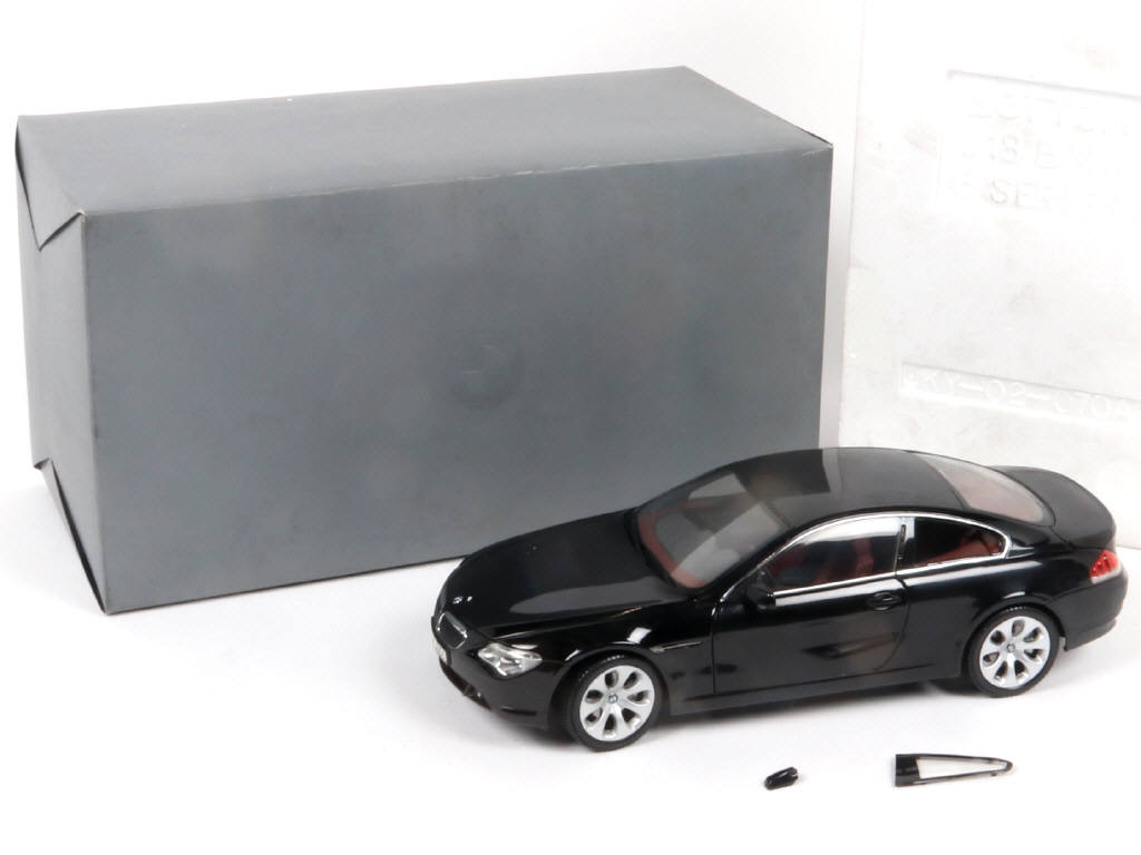 Lot 72 - KYOSHO (JAPON) (1)