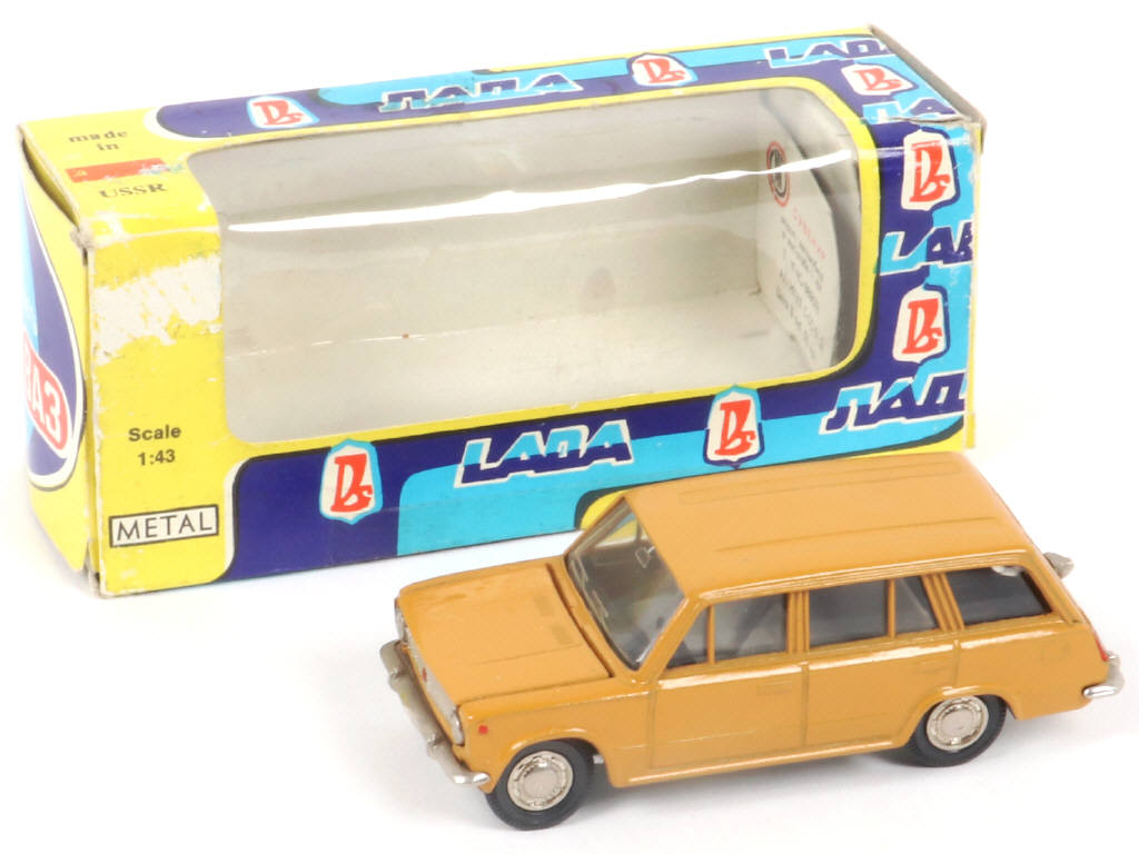 Lot 190 - NOVOEXPORT (URSS) (1)