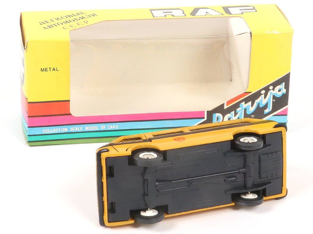 Lot 172 - NOVOEXPORT (URSS) (1)