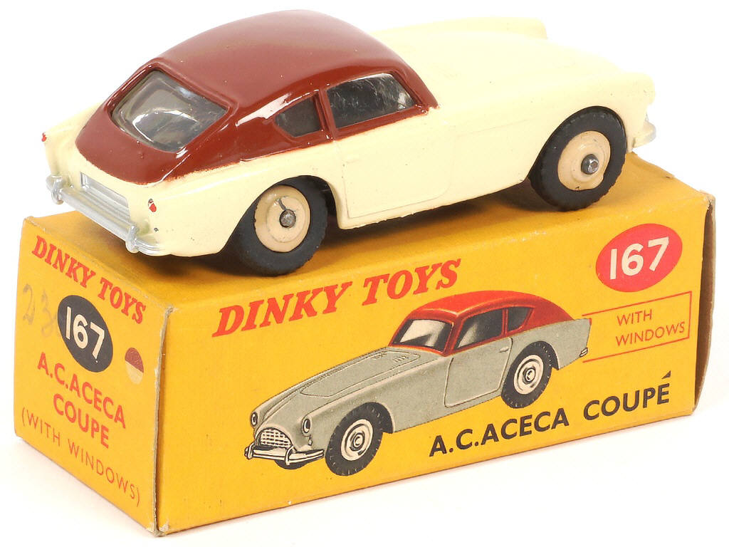Lot 160 - DINKY TOYS (GB) (1)