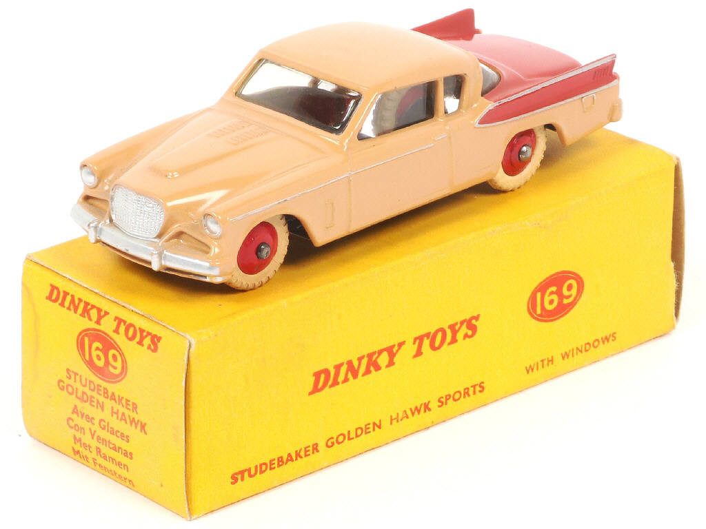 Lot 162 - DINKY TOYS (GB) (1)