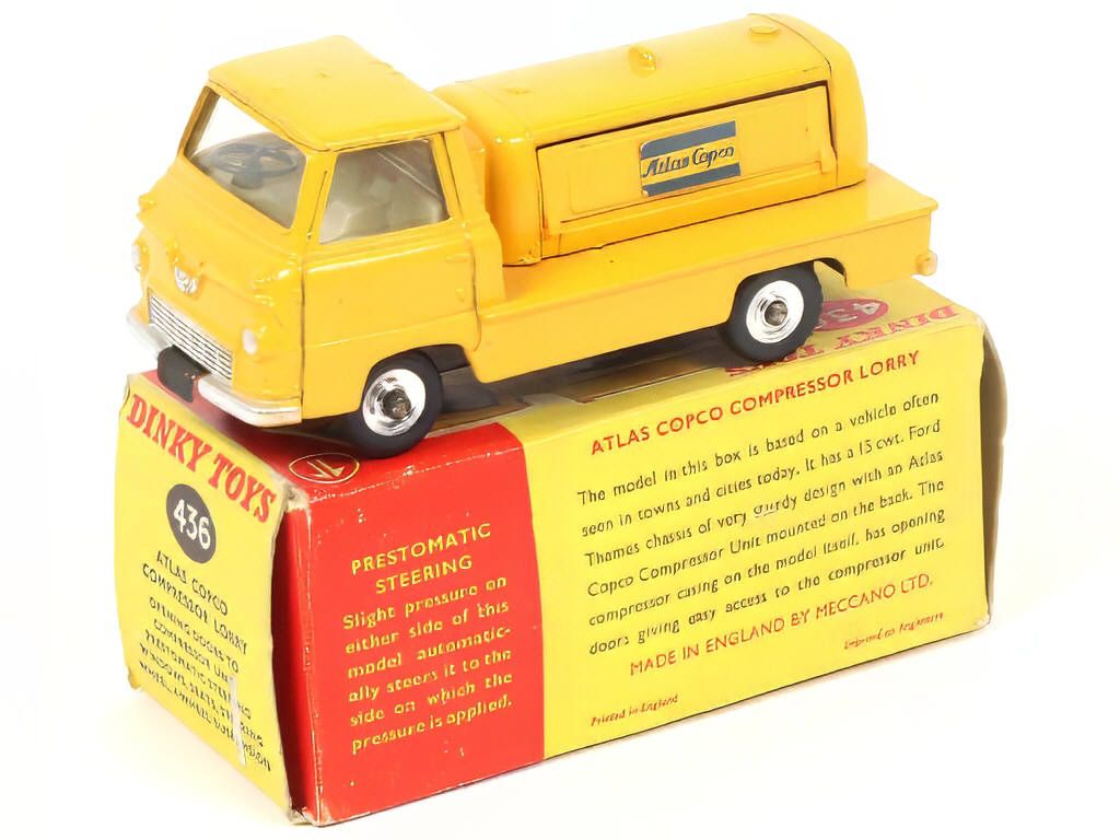 Lot 201 - DINKY TOYS (GB) (1)