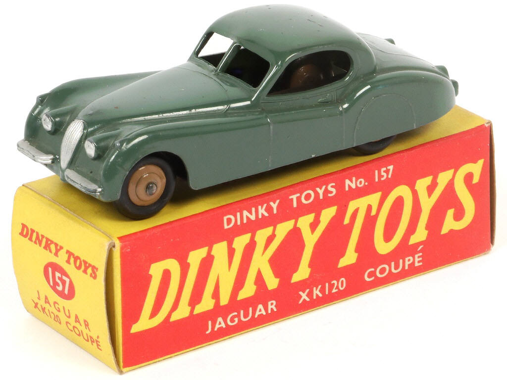 Lot 153 - DINKY TOYS (GB) (1)