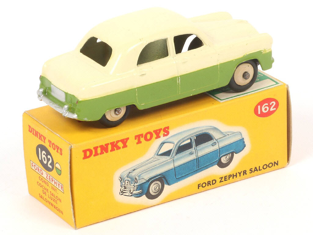 Lot 158 - DINKY TOYS (GB) (1)