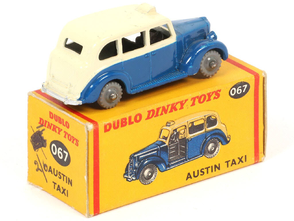 Lot 144 - DINKY TOYS (GB) (1)