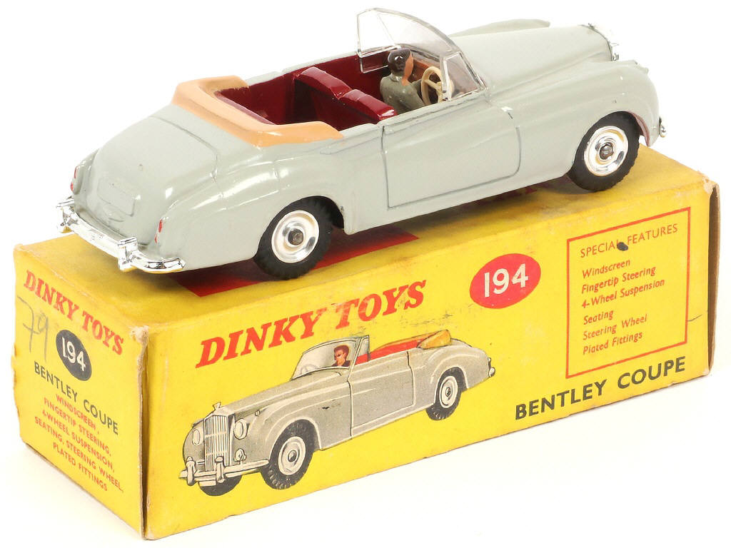 Lot 176 - DINKY TOYS (GB) (1)