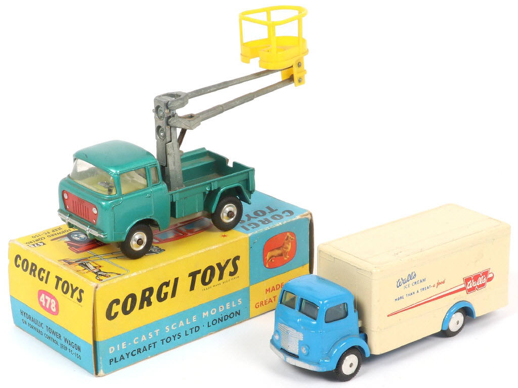Lot 116 - CORGI TOYS (GB) (2)