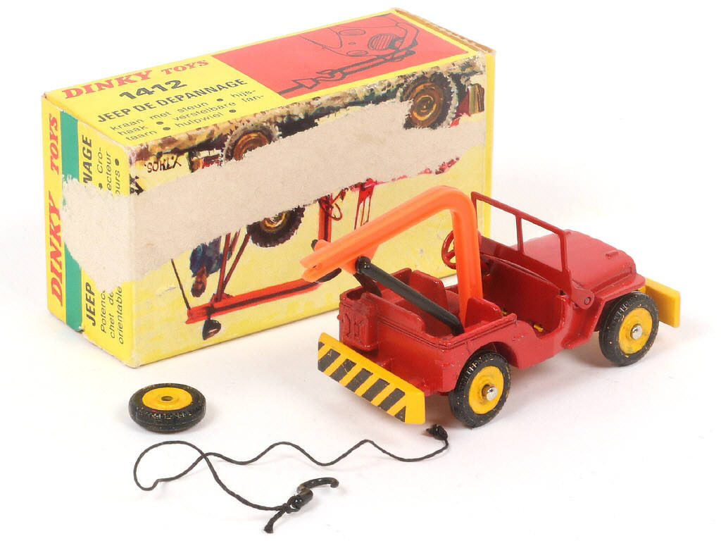 Lot 260 - DINKY TOYS (FRANCE) (1)