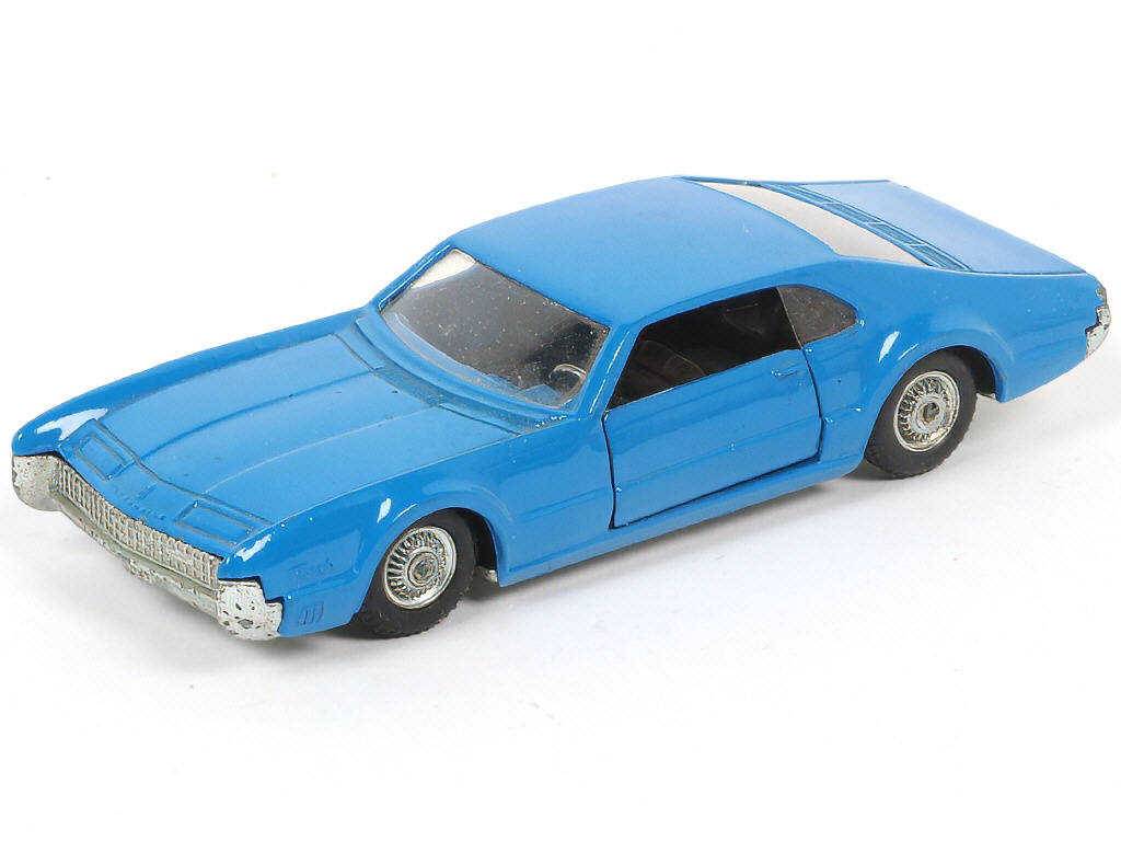 Lot 105 - POLITOYS (ITALIE) (1)