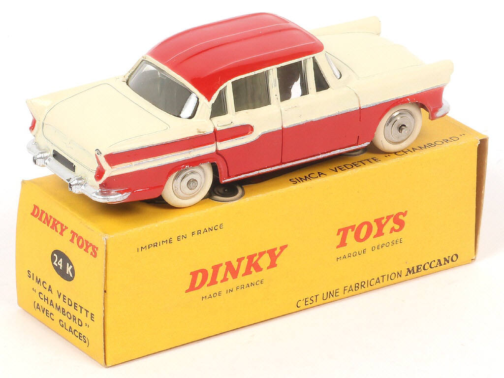 Lot 245 - DINKY TOYS (FRANCE) (1)