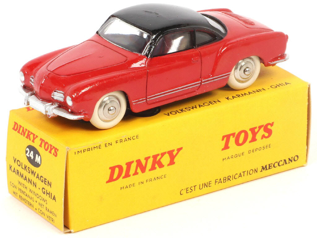 Lot 246 - DINKY TOYS (FRANCE) (1)