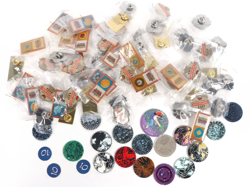 Lot 3 - POKEMON COMPANY (1)