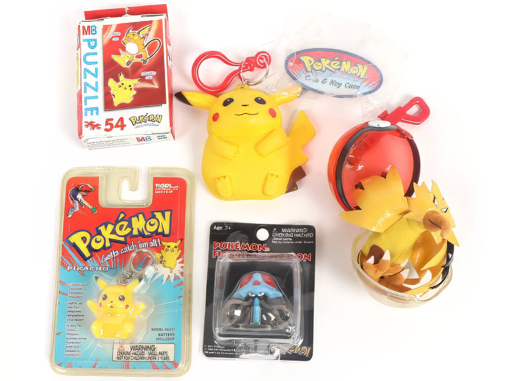 Lot 3 - POKEMON COMPANY (1)