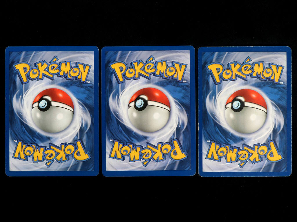 Lot 50 - POKEMON COMPANY (FRANCE) (3)