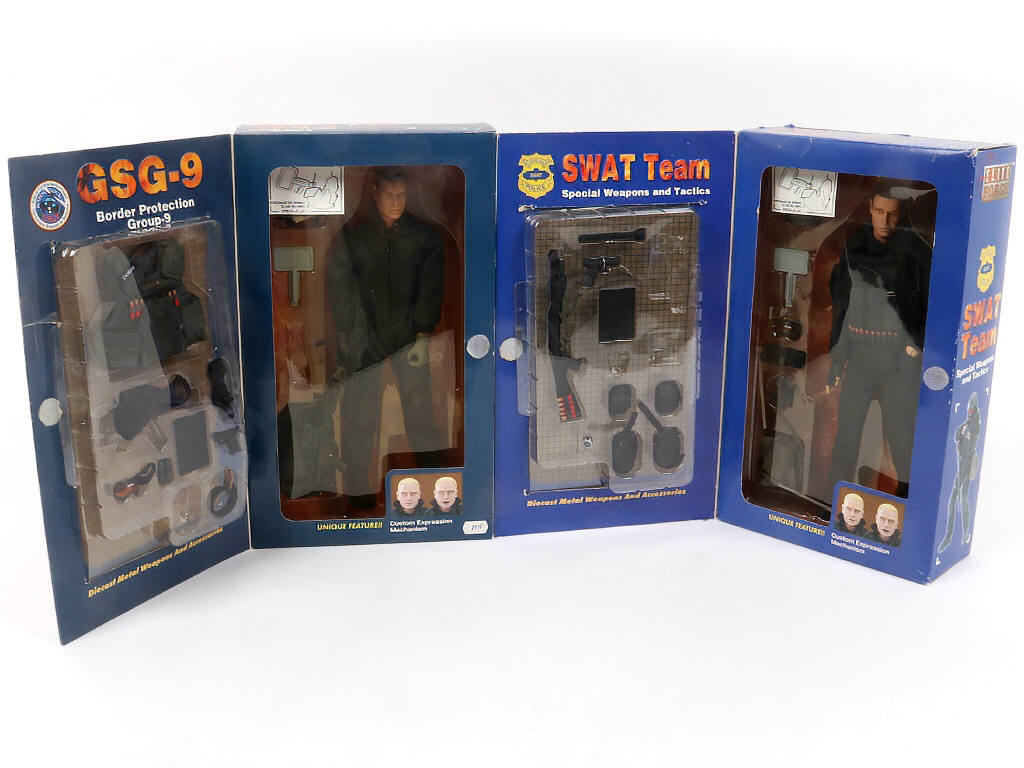 Lot 85 - BLUE BOX TOYS (USA) (2)