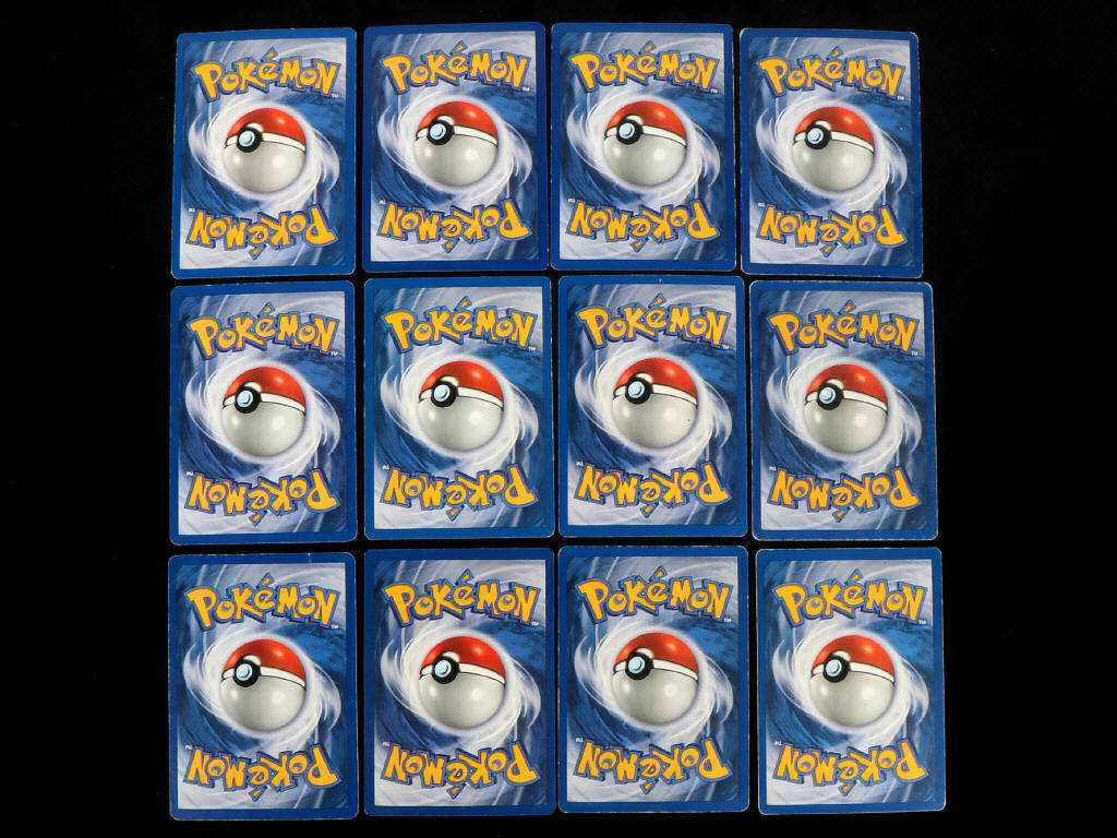 Lot 17 - POKEMON COMPANY (FRANCE) (1)