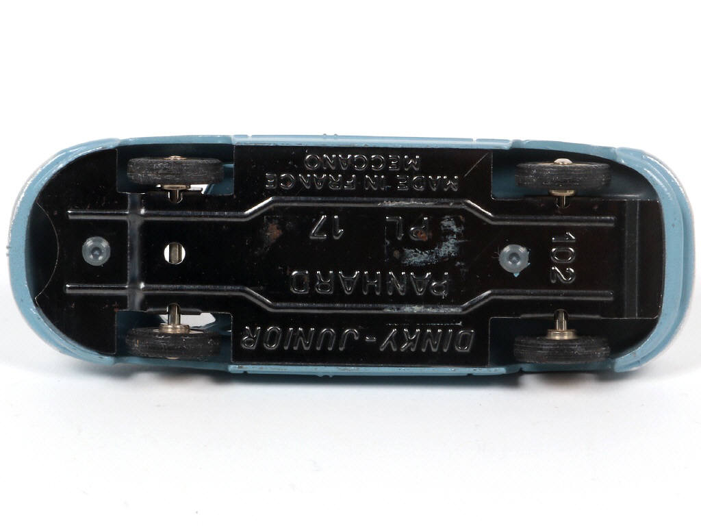 Lot 306 - DINKY TOYS (FRANCE) Série JUNIOR (1)