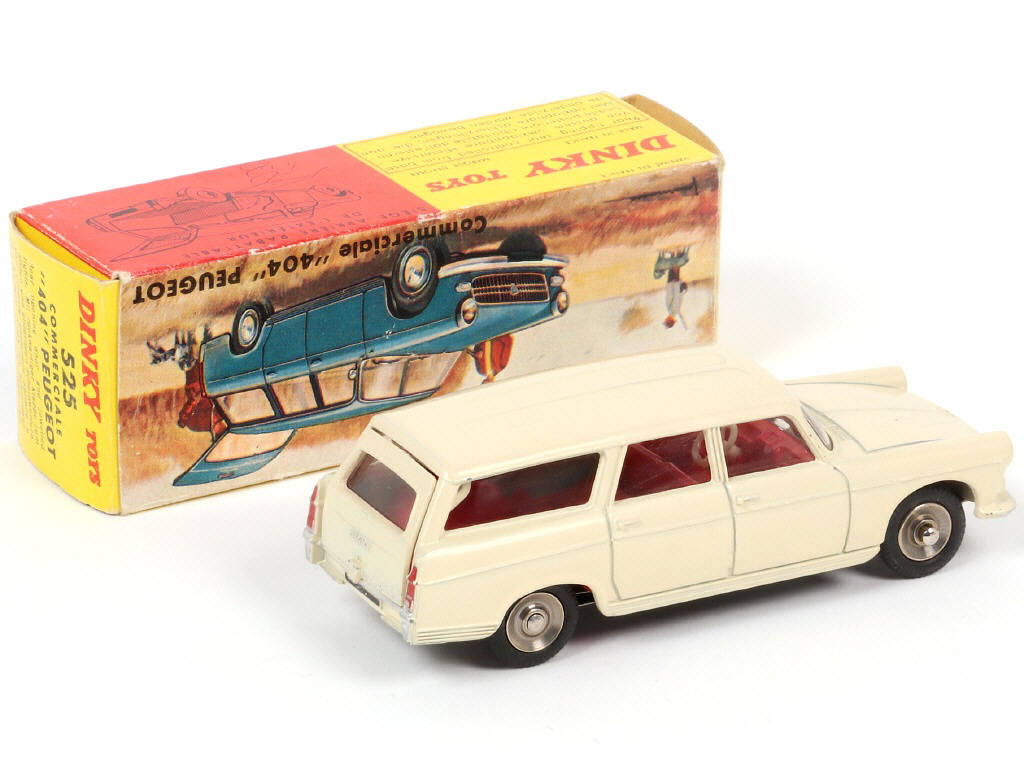 Lot 414 - DINKY TOYS (FRANCE) (1)