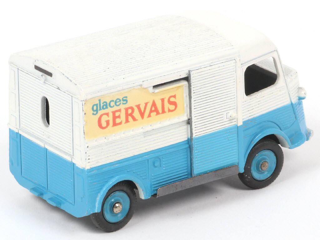 Lot 454 - DINKY TOYS (FRANCE) (1)