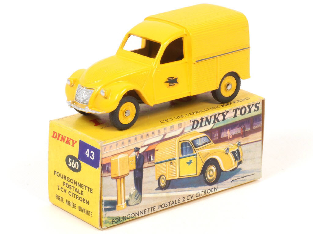 Lot 443 - DINKY TOYS (FRANCE) (1)