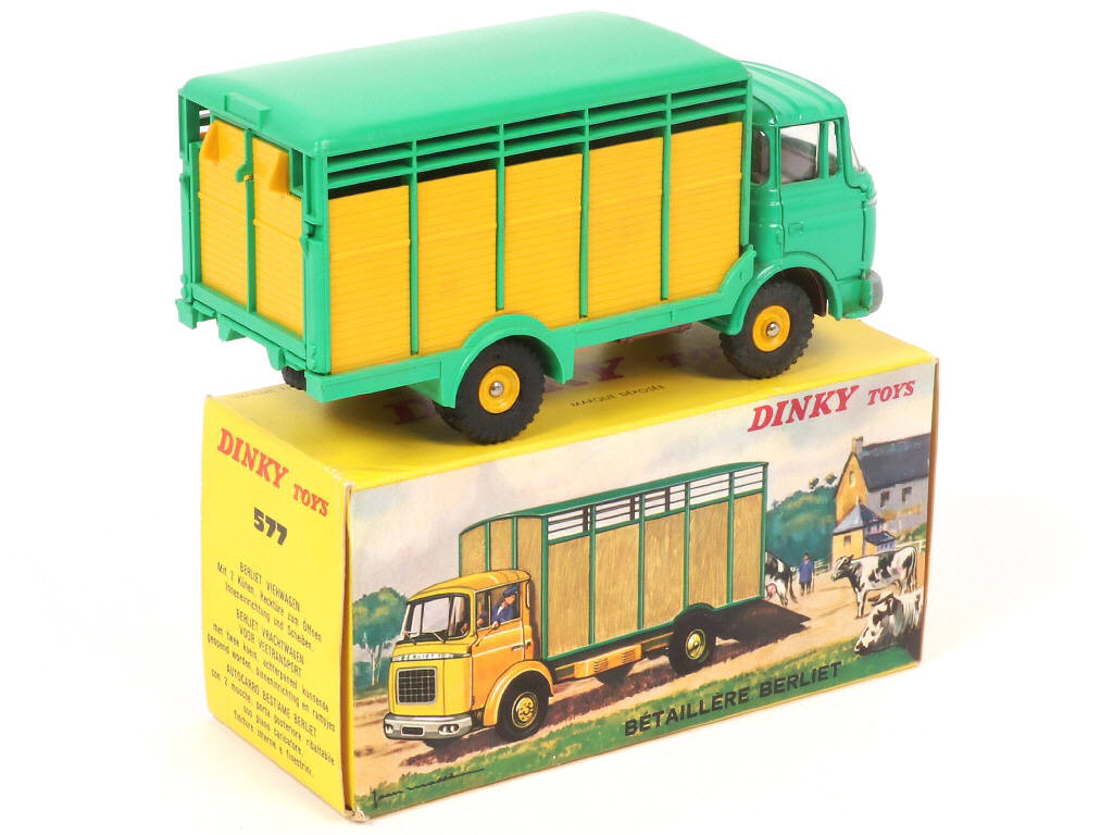 Lot 476 - DINKY TOYS (FRANCE) (1)