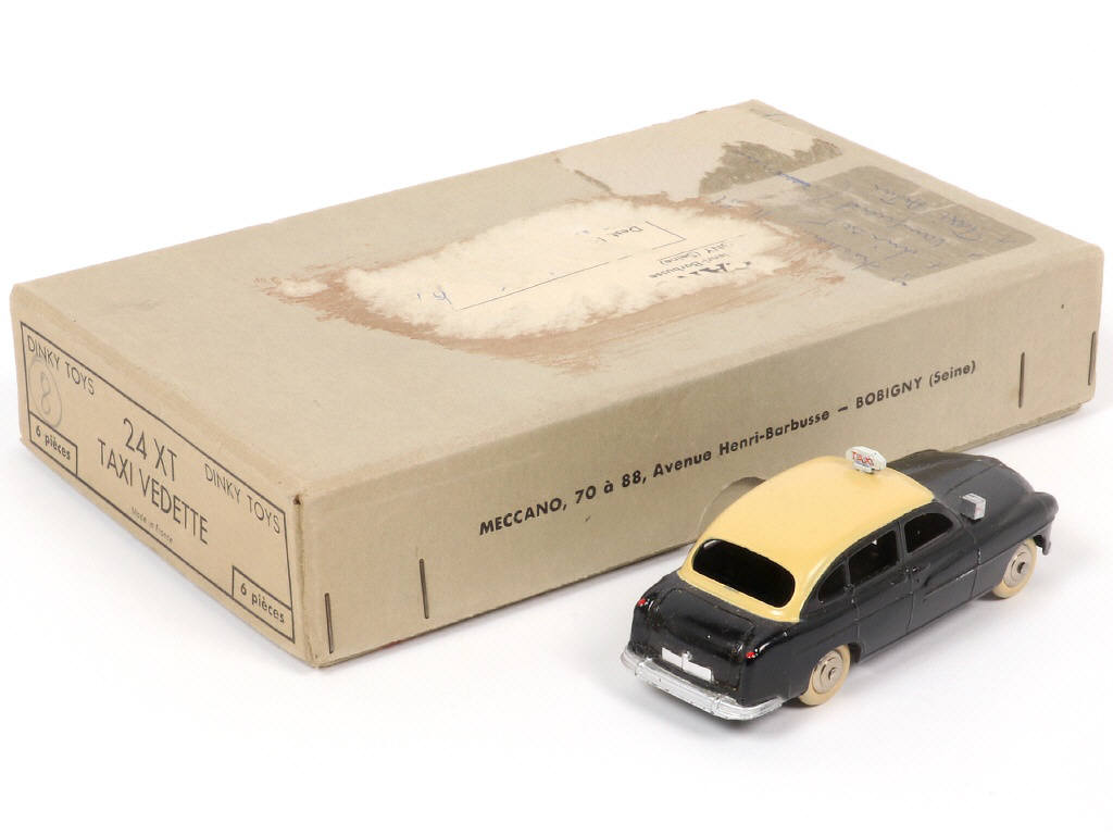 Lot 333 - DINKY TOYS (FRANCE) (2)