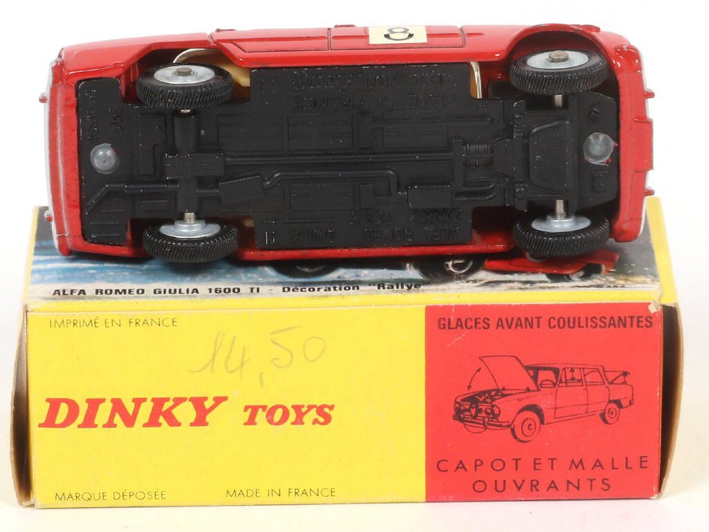 Lot 387 - DINKY TOYS (FRANCE) (1)