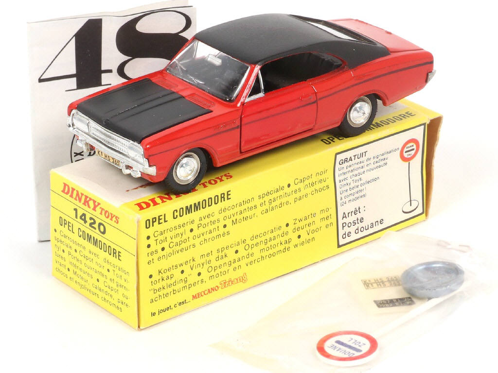 Lot 385 - DINKY TOYS (FRANCE) (1)