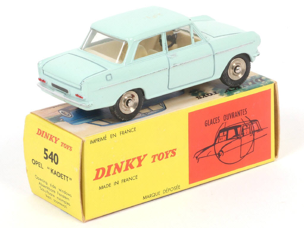 Lot 430 - DINKY TOYS (FRANCE) (1)