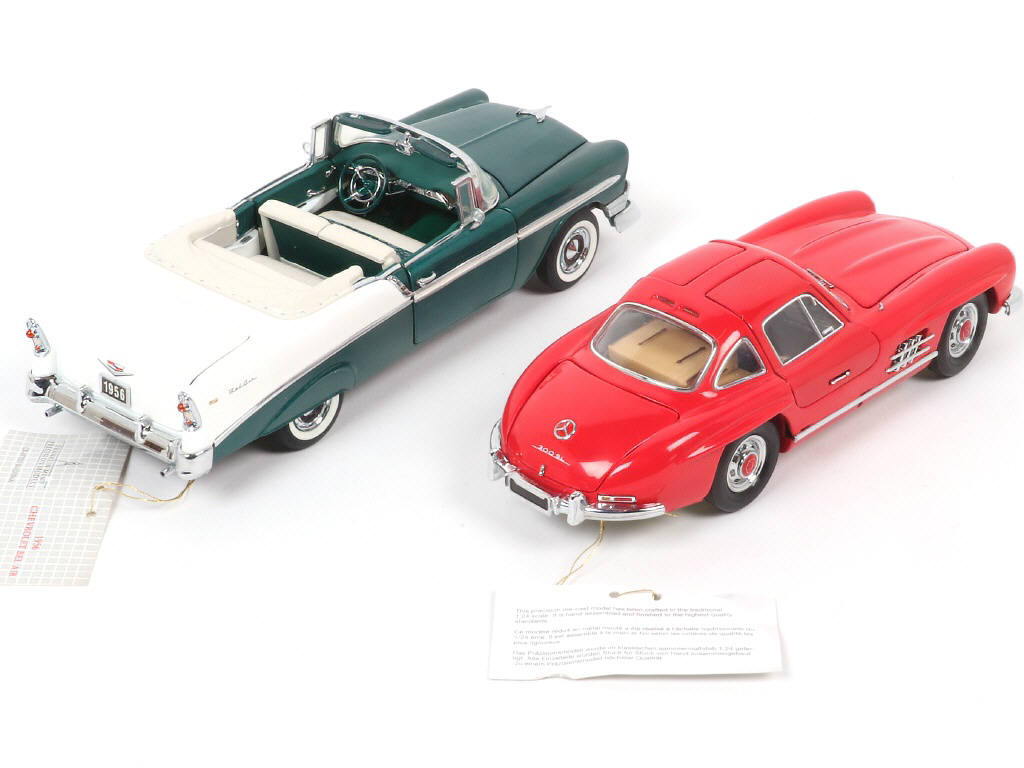 Lot 67 - FRANKLIN MINT (USA) (2)