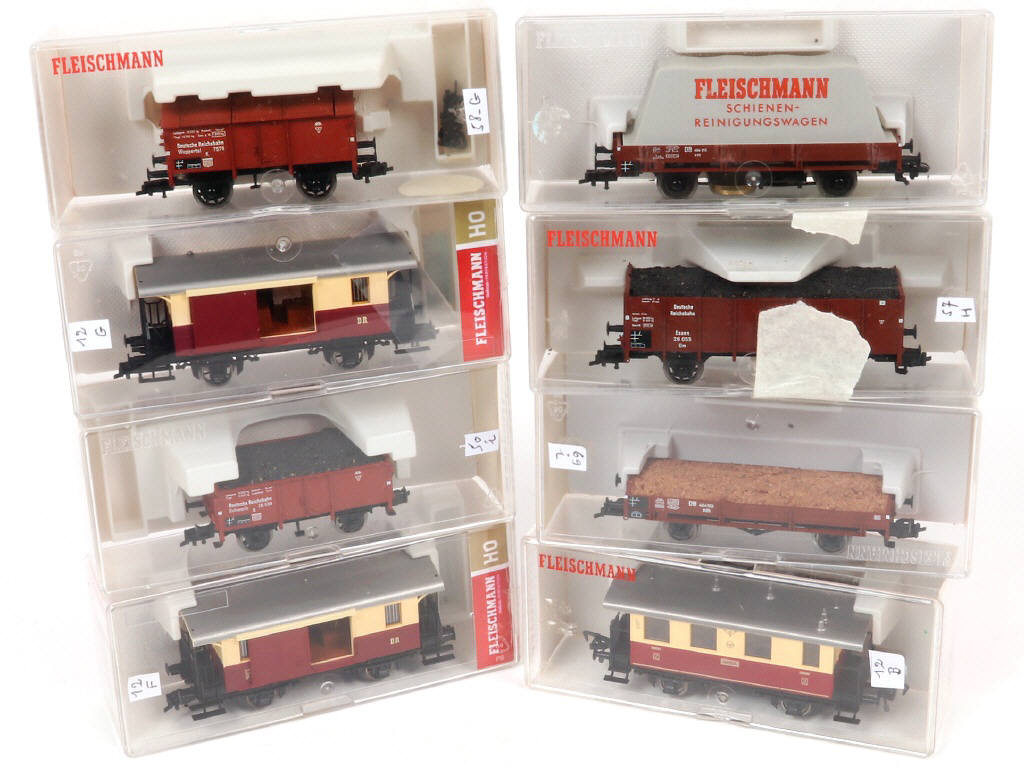 Lot 28 - FLEISCHMANN 'HO' (ALLEMAGNE) (8)