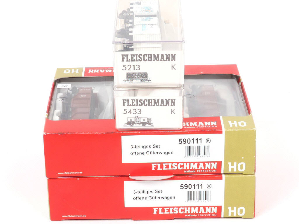 Lot 26 - FLEISCHMANN 'HO' (ALLEMAGNE) (8)